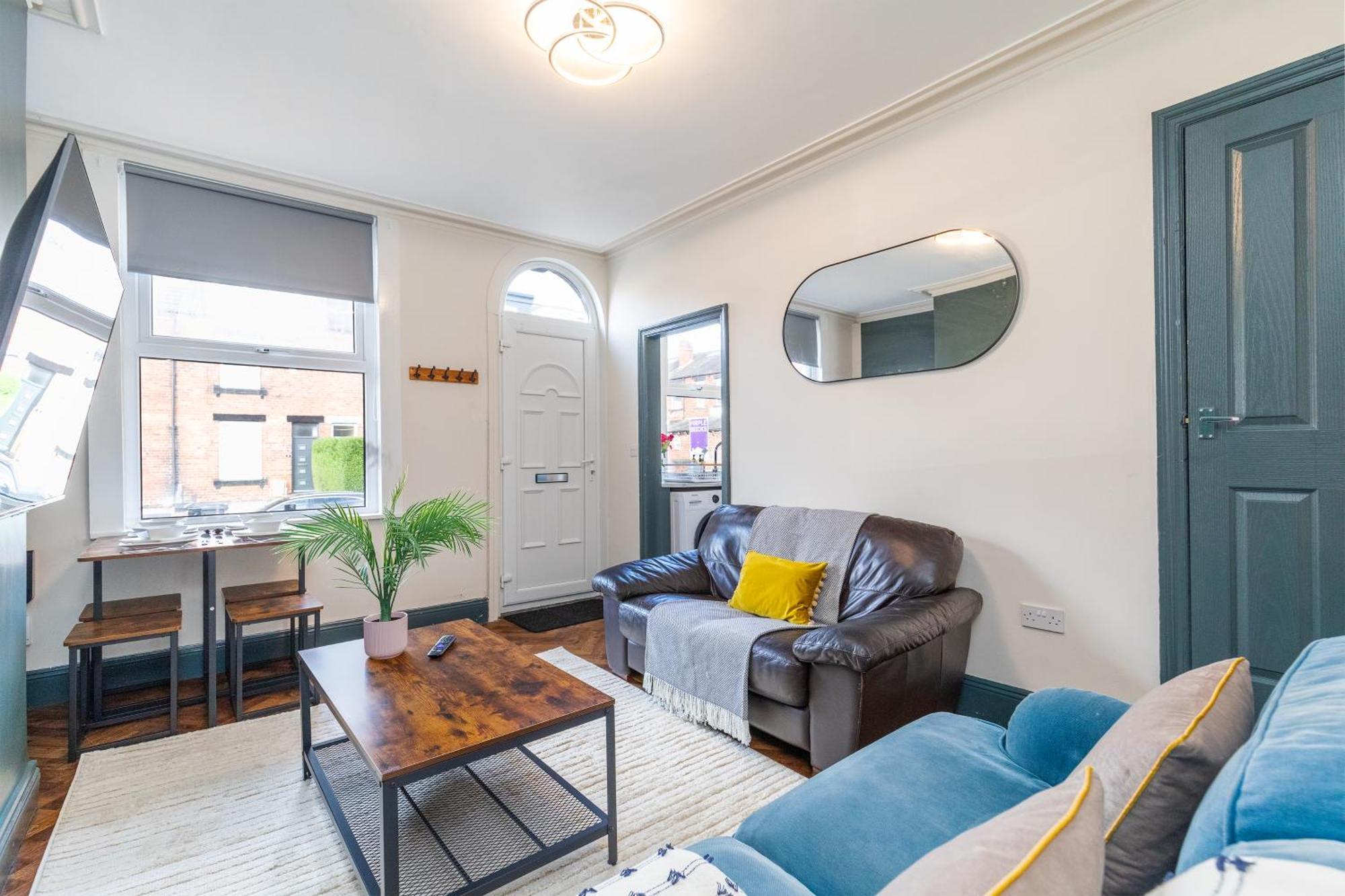 Spacious Two Bed House In Headingley Лидс Экстерьер фото